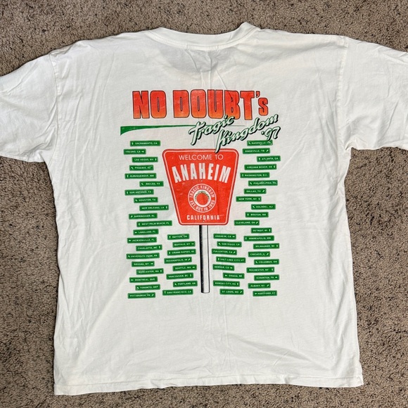 Daydreamer No Doubt concert tee. Vintage 80s look. Oversized - Picture 4 of 5